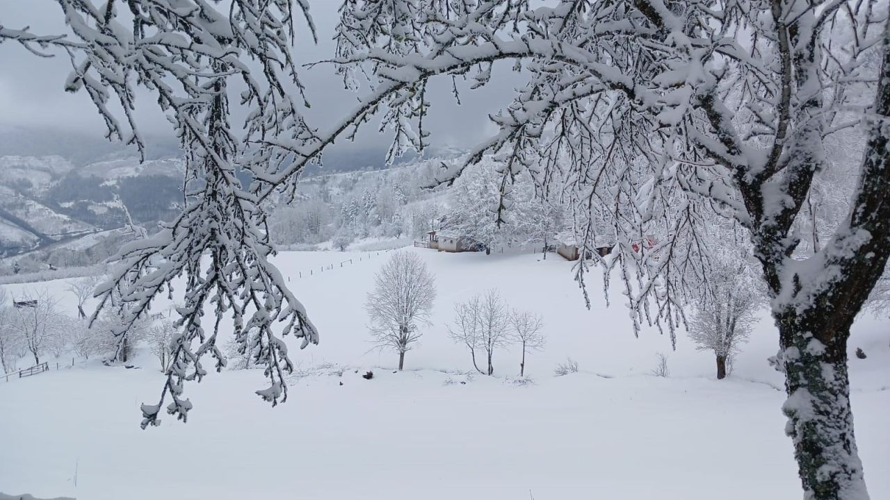 Sakarya’da İki Mevsim Bir Arada: Zirveler Beyaz, Merkez Güneşli - Sayfa 3