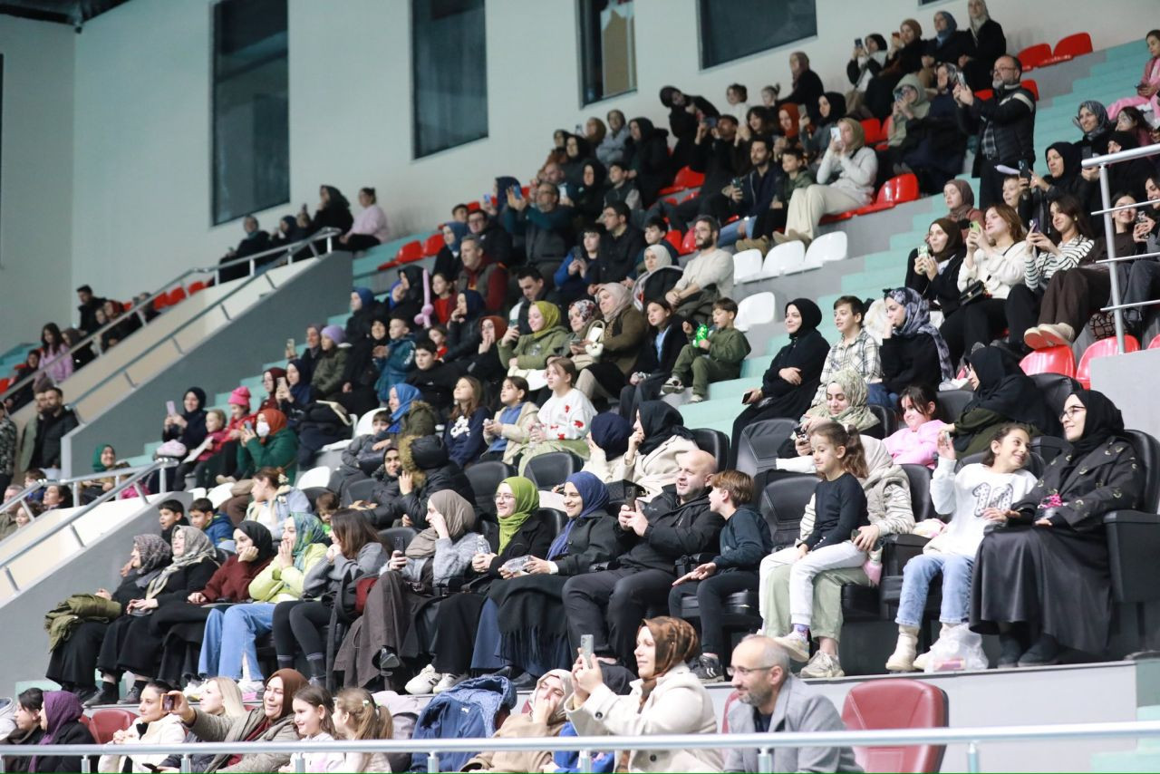 Ramazan Ayı Akyazı’da Bir Başka Yaşanıyor - Sayfa 1