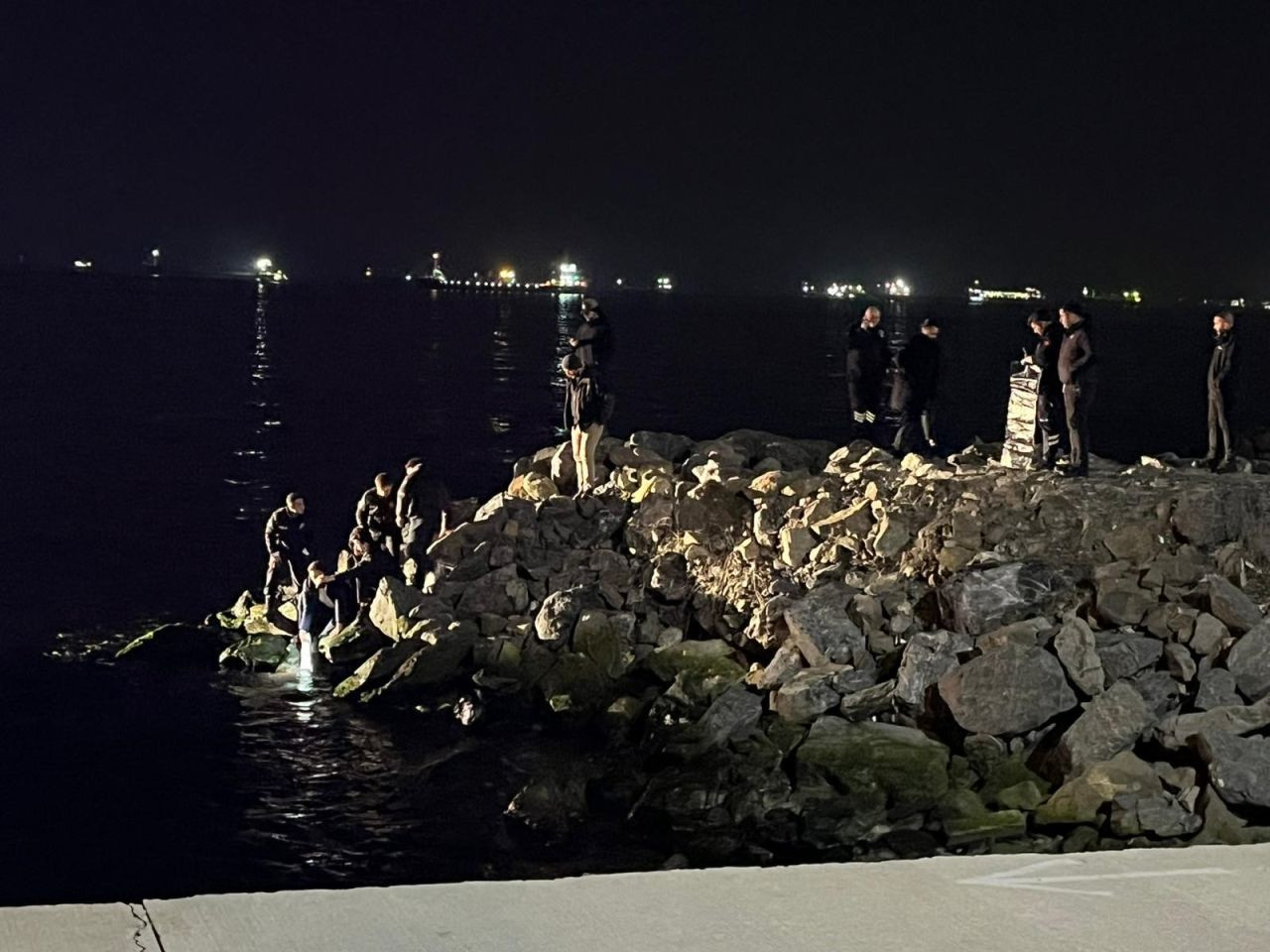 Sahilde Anne ve Kızının Cansız Bedeni Bulundu - Sayfa 3