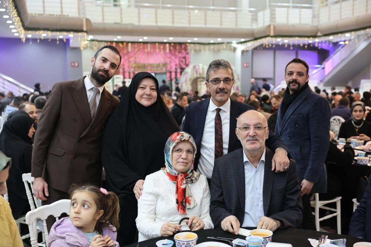 Erenler Belediyesi İftarda Buluştu - Sayfa 1