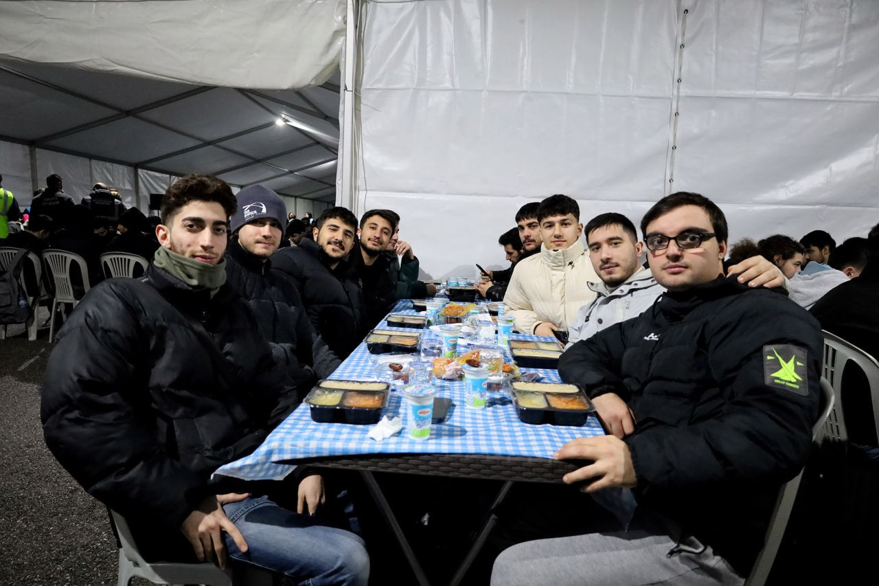 Ramazan'da 90 Bin Kişilik İftar Yemeği Büyükşehir Kazanlarında Pişiyor - Sayfa 3