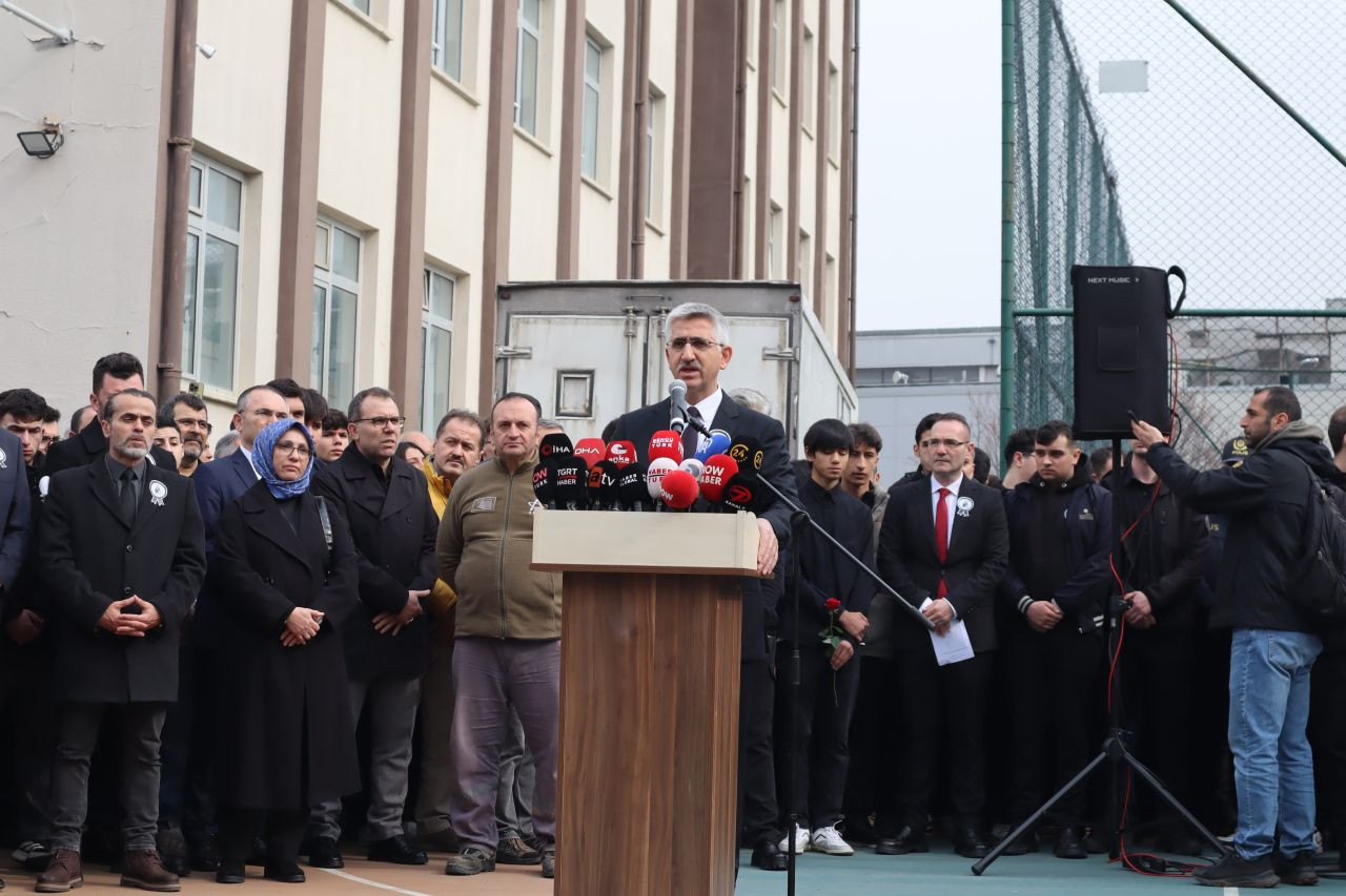 Yüzlerce Meslektaşı Fatma Nur Öğretmeni Son Yolculuğuna Uğurladı - Sayfa 2