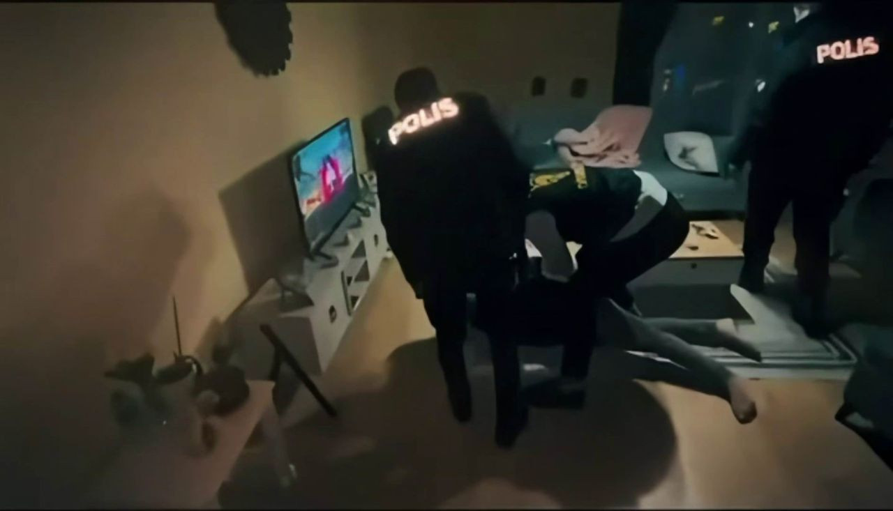 14 İlde "Son İstasyon" Operasyonu: 25 Tutuklama - Sayfa 1