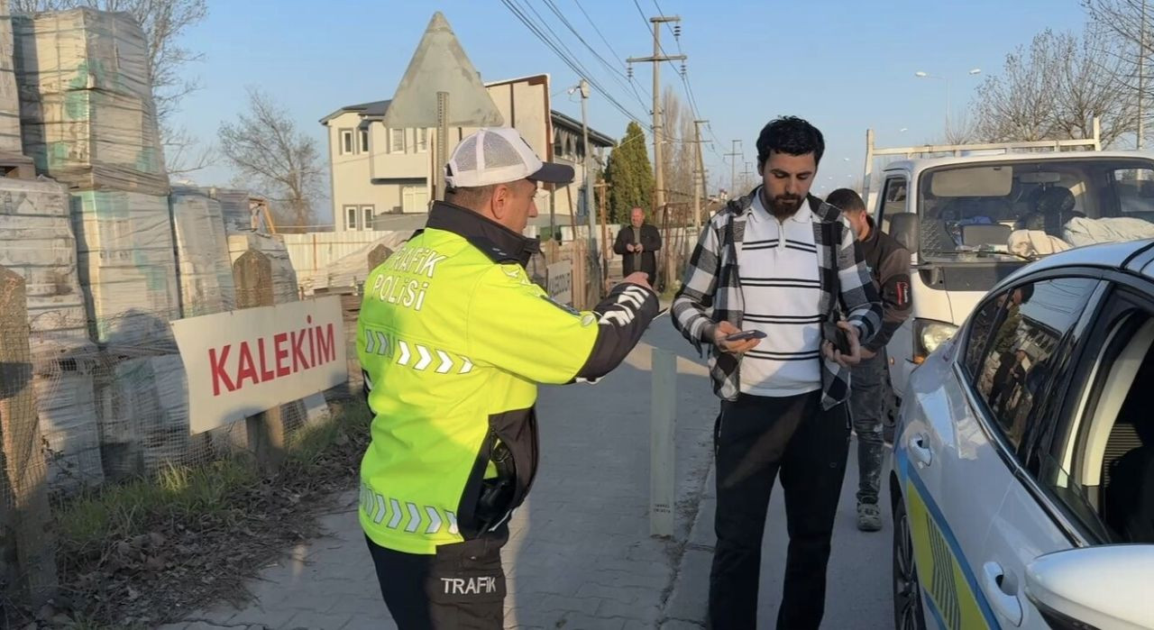 Sakarya’da Dronlu Denetim: 10 Dakikada 15 Araca 300 Bin TL Ceza - Sayfa 3