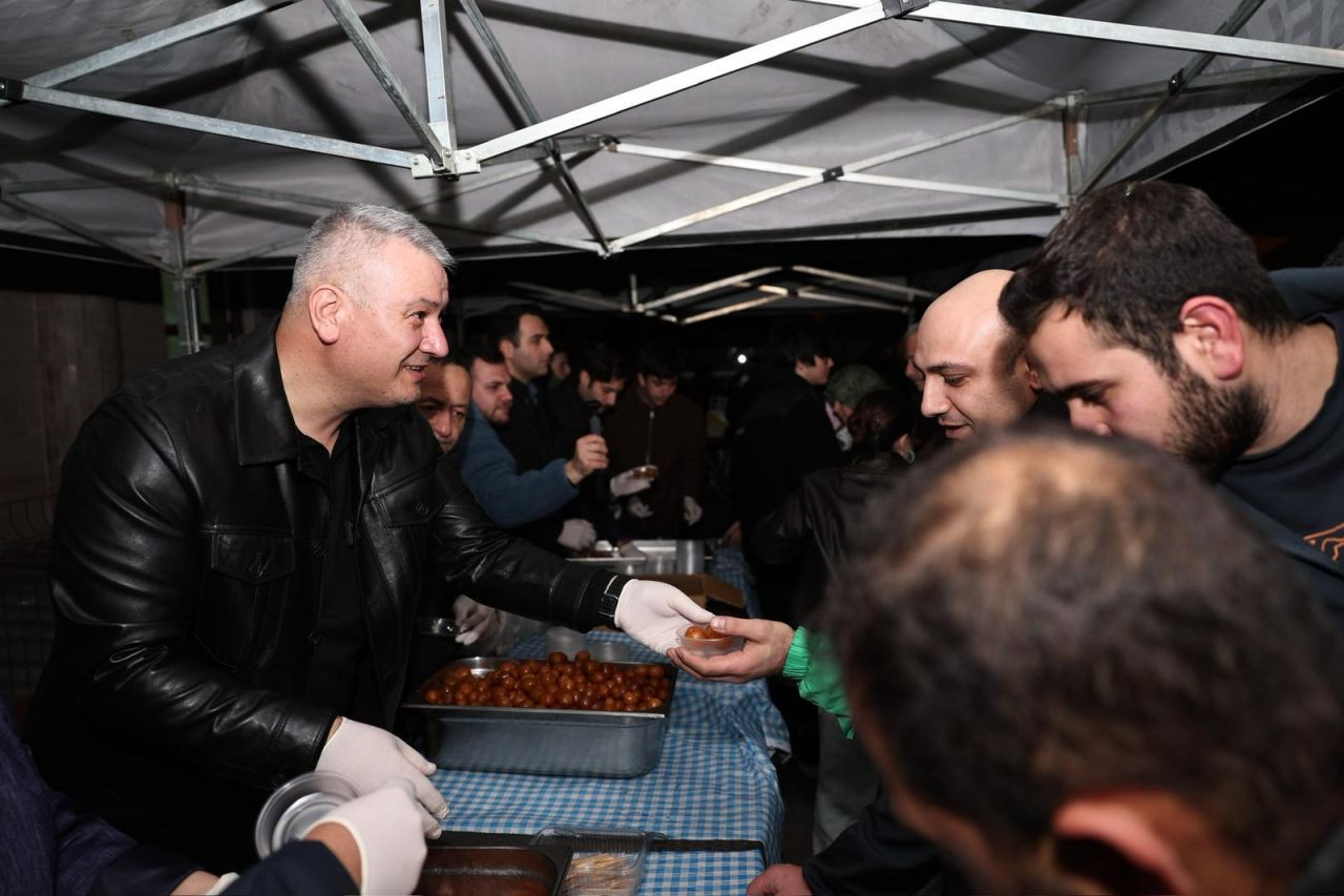 Serdivan’da Kadir Gecesi’nde Gönül Ziyaretleri - Sayfa 1