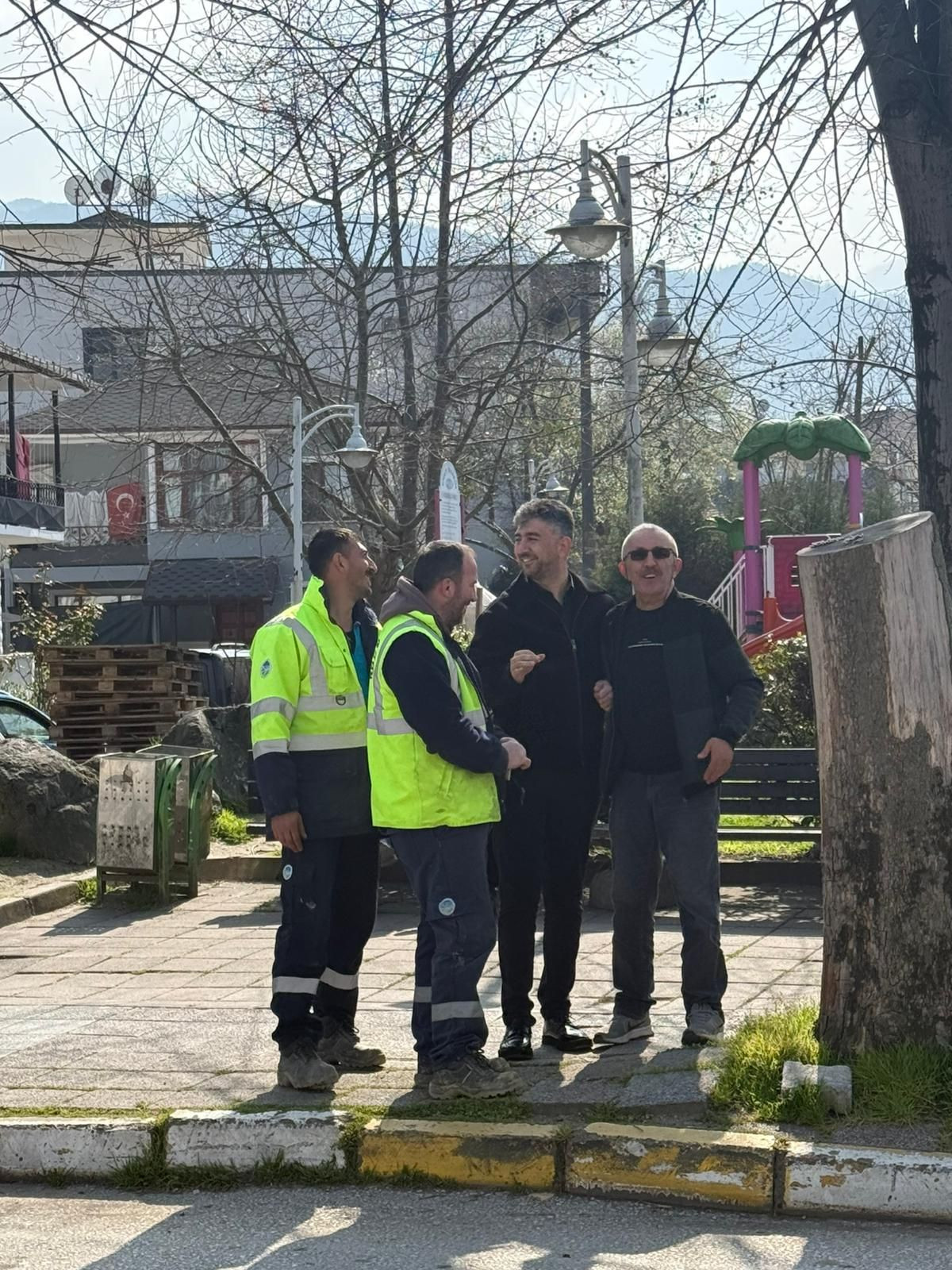 Başkan Şahin, Kadir Gecesi’nde Esnaf ve Vatandaşlarla Buluştu - Sayfa 2