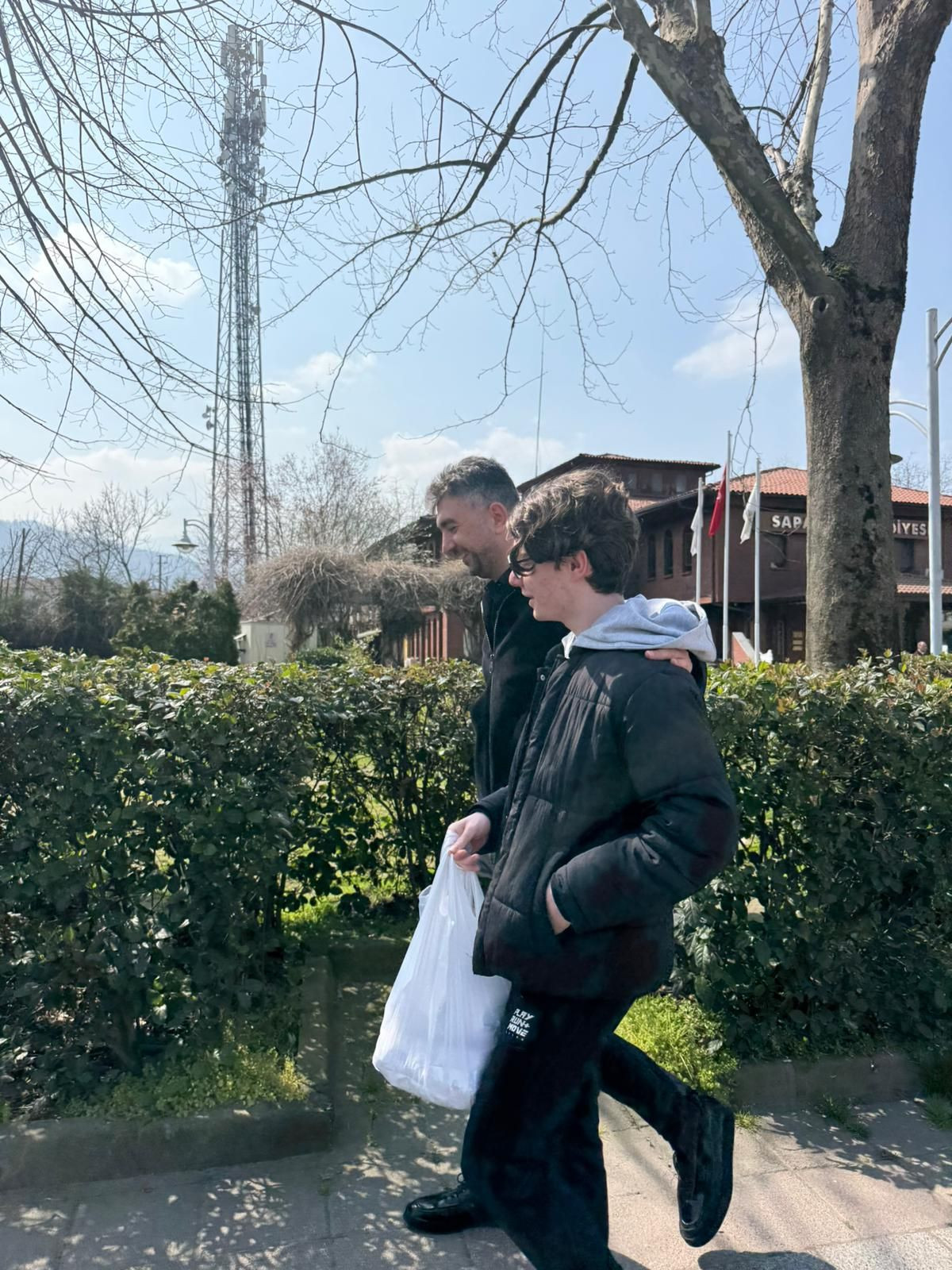 Başkan Şahin, Kadir Gecesi’nde Esnaf ve Vatandaşlarla Buluştu - Sayfa 3
