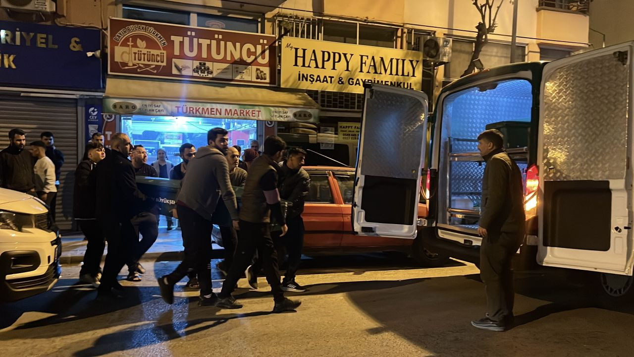 2 Çocuk Annesi Kadın Eşi Tarafından Bıçaklanarak Öldürüldü - Sayfa 1