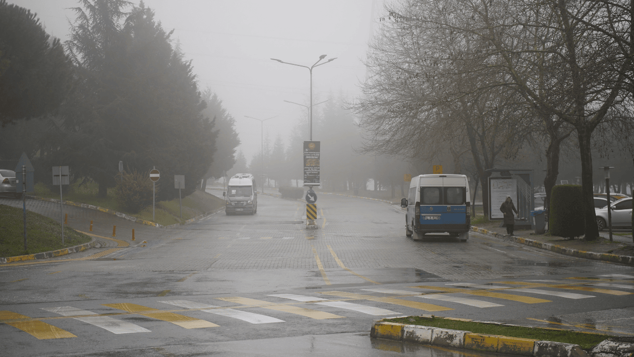 Kampüste Görüş Mesafesi Sadece Metrelerle Ölçülüyor - Sayfa 3