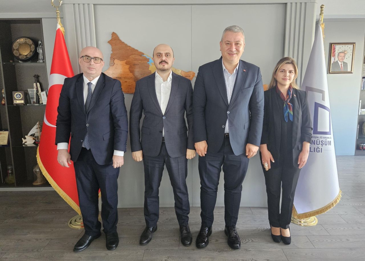 Serdivan’da Dönüşüm Hamlesi: Başkan Çelik Sahada İnceledi - Sayfa 1