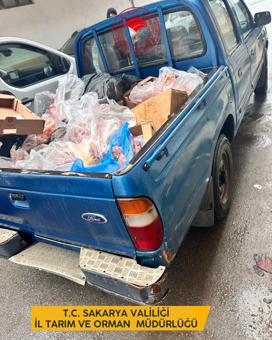 Adapazarı’nda Depodan Yüzlerce Kilo Bayat Tavuk Çıktı - Sayfa 1