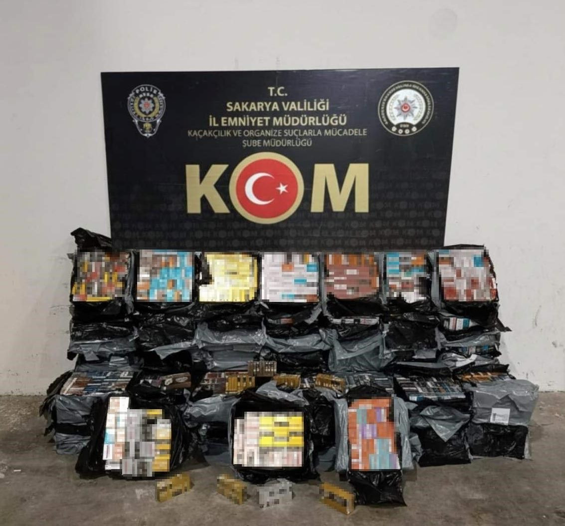 312 Bin Adet Kaçak Elektronik Sigara Tütünü Ele Geçirildi - Sayfa 1