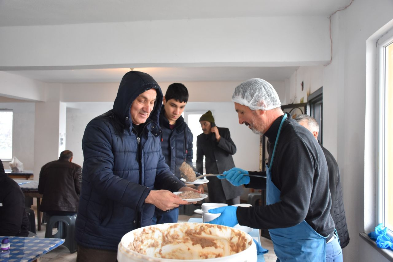 117 Yıllık Gelenekte Ustalara Vefa - Sayfa 1