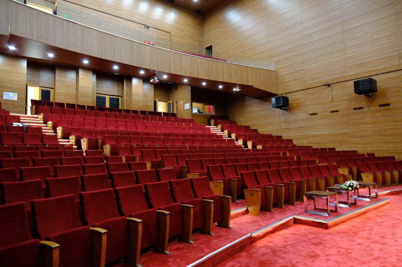 Serdivan Kongre Salonu Yenilenerek Açıldı - Sayfa 1