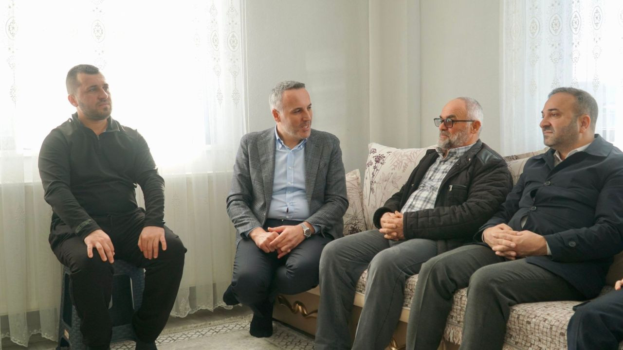 AK Parti Sakarya’dan 195 bin üyeye teşekkür belgesi - Sayfa 1