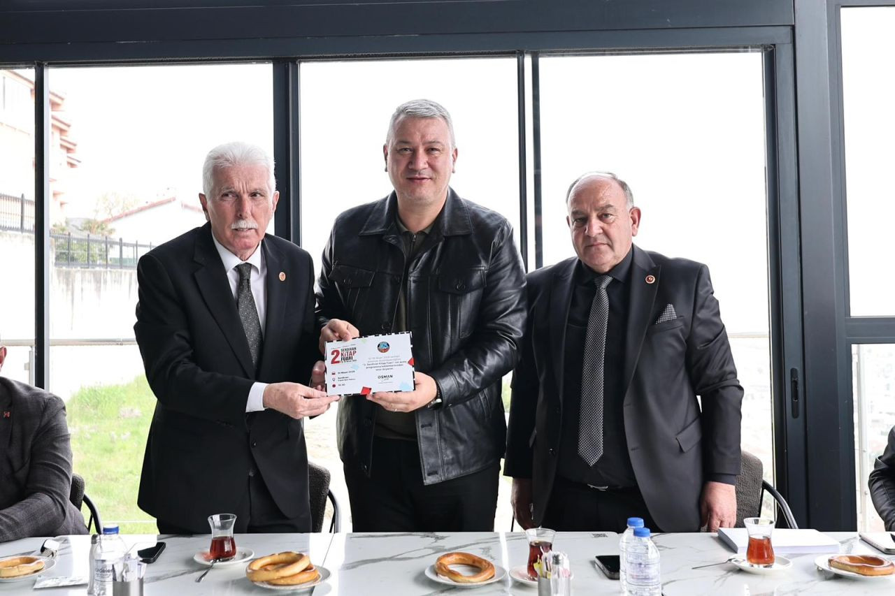 Serdivan’da Muhtarlar Zirvesi: 16 İlçe Tek Sofrada Buluştu - Sayfa 3