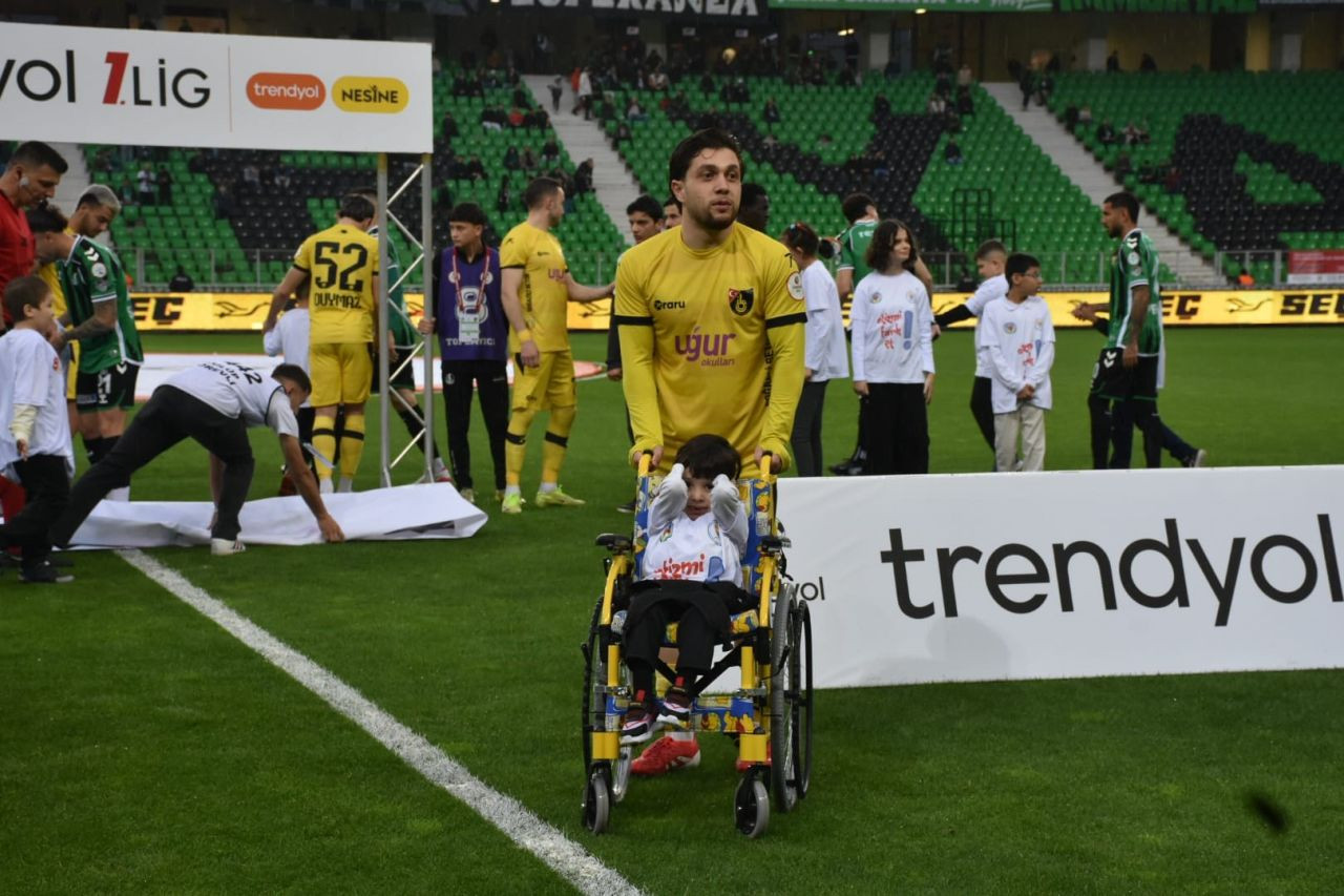 Sakaryaspor 90’da yakaladı, puanlar paylaşıldı - Sayfa 3