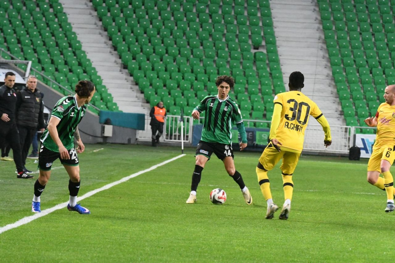 Sakaryaspor 90’da yakaladı, puanlar paylaşıldı - Sayfa 2