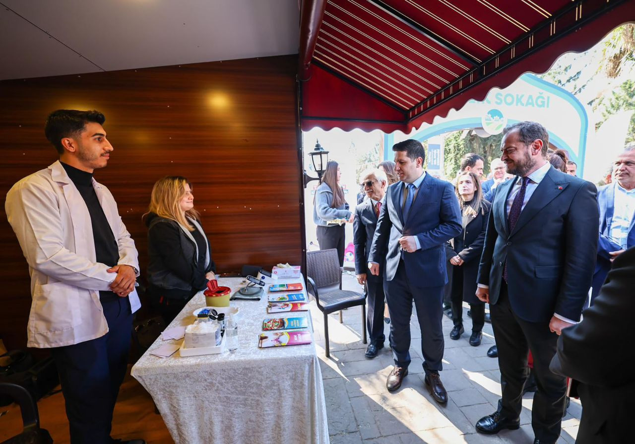 Sakarya’nın Merkezine Sağlık Sokağı Açıldı - Sayfa 1