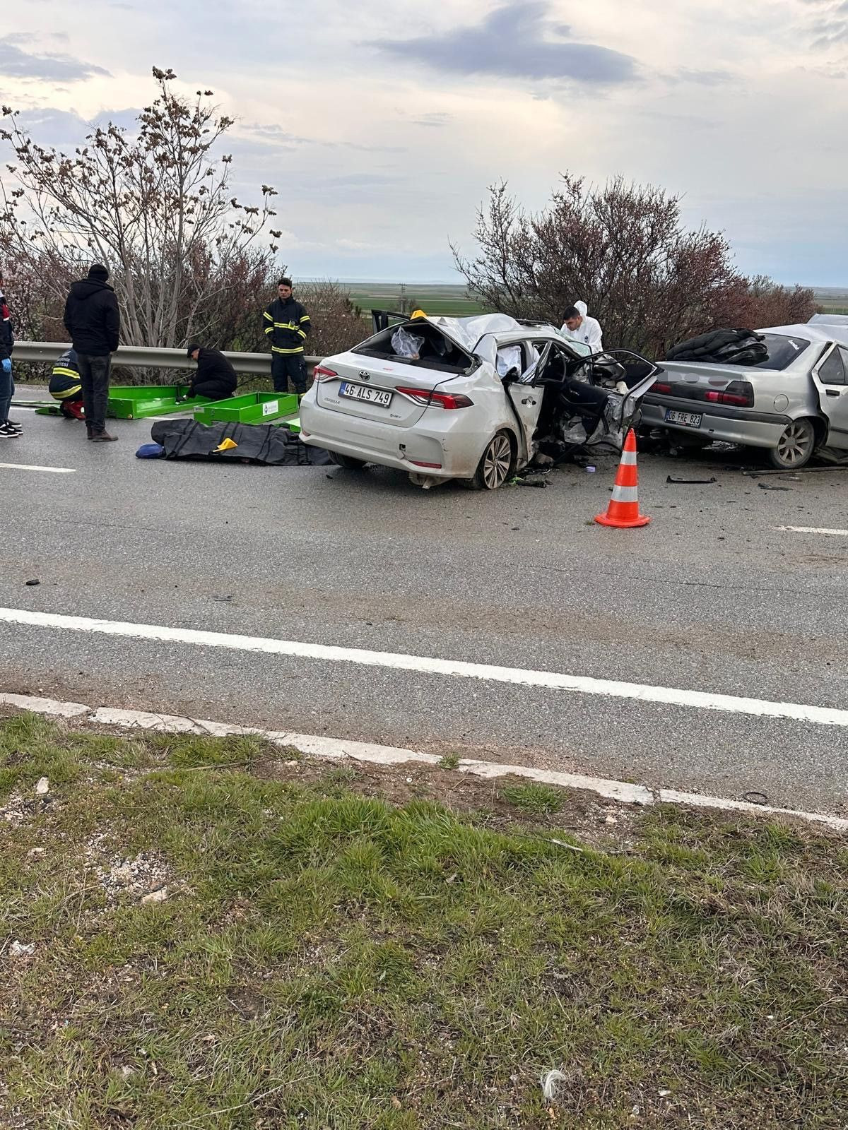 Karşı Şeride Geçen Araç Faciaya Yol Açtı - Sayfa 3