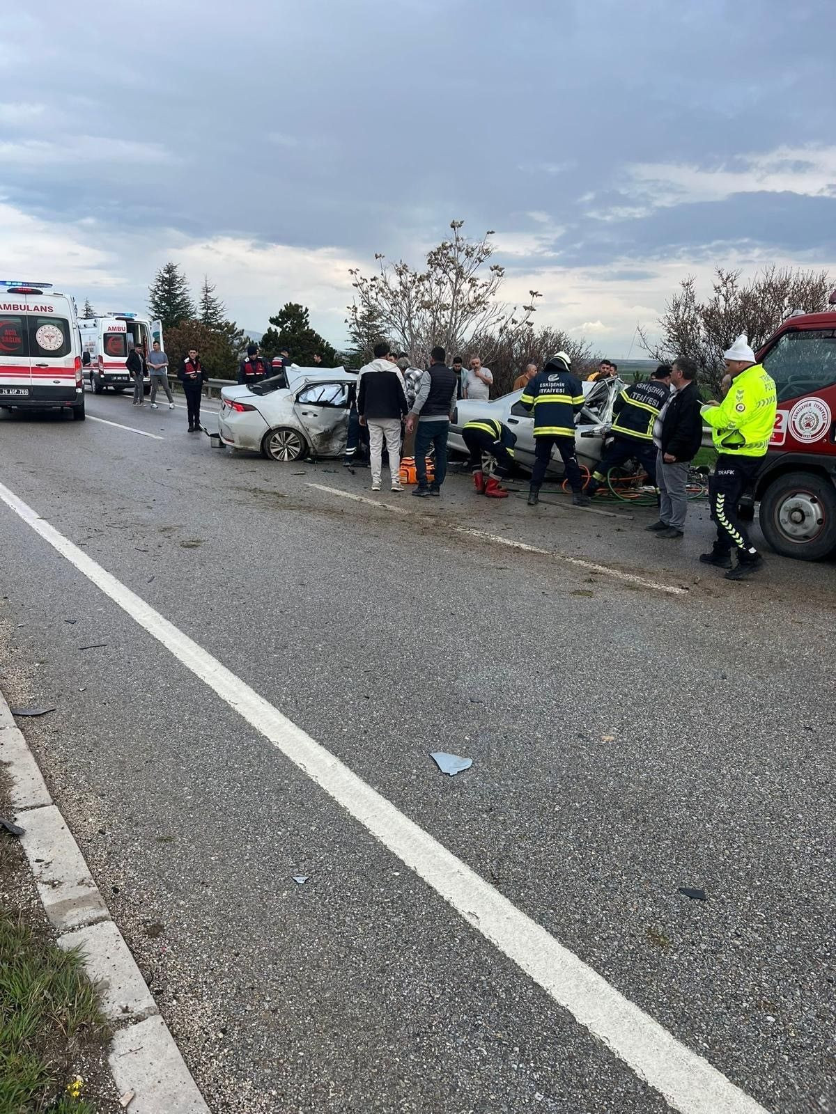 Karşı Şeride Geçen Araç Faciaya Yol Açtı - Sayfa 1