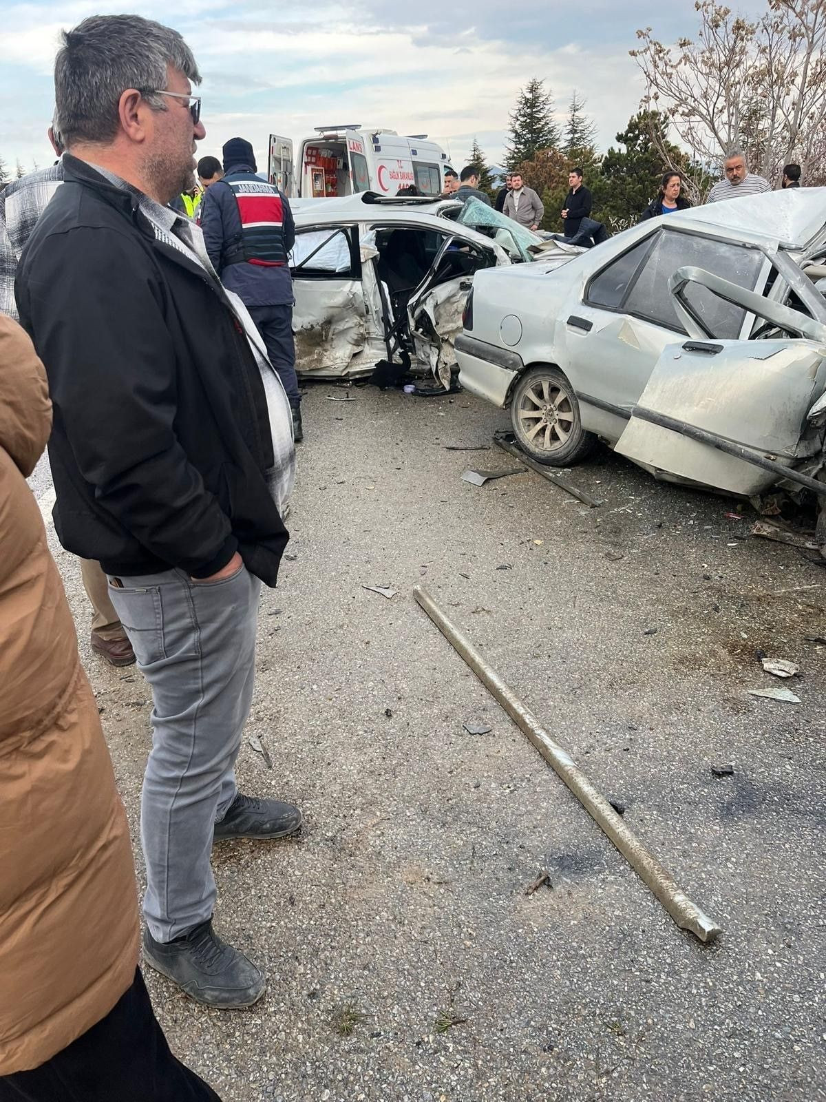 Karşı Şeride Geçen Araç Faciaya Yol Açtı - Sayfa 2
