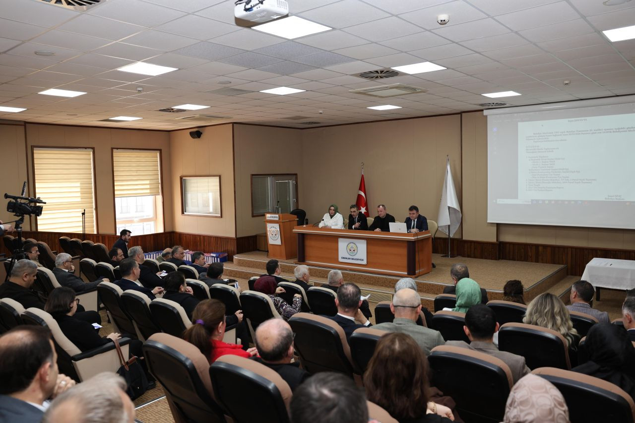 Erenler’de Nisan Ayı Meclisi Gerçekleşti - Sayfa 4