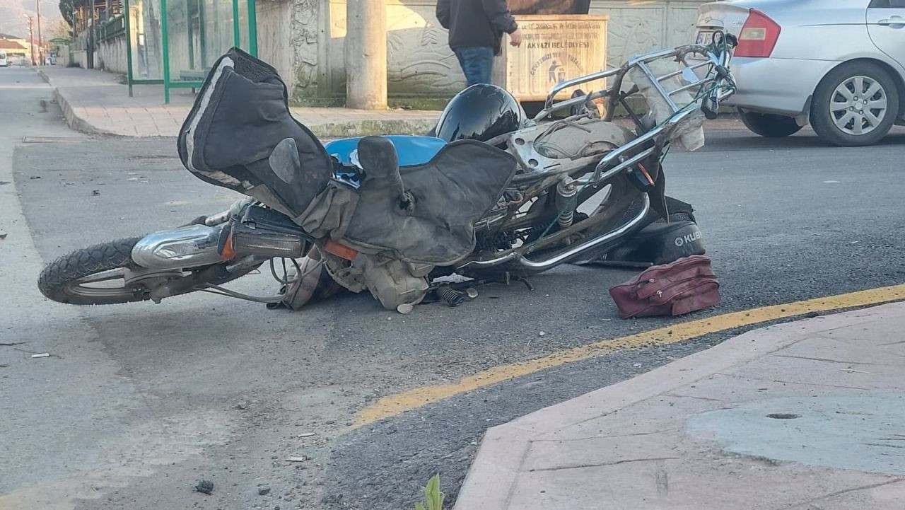 Sakarya’da Motosiklet İle Otomobil Çarpıştı - Sayfa 3