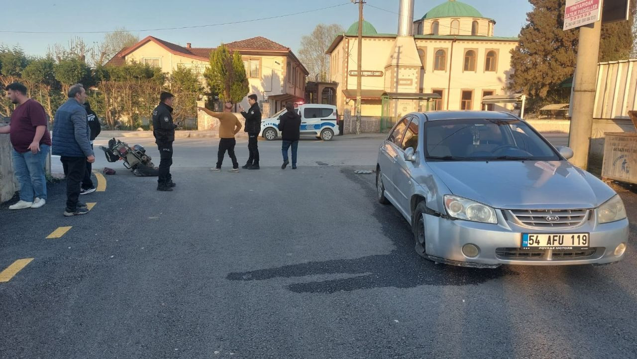 Sakarya’da Motosiklet İle Otomobil Çarpıştı - Sayfa 1