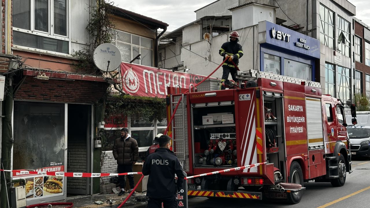 Sakarya’da Fast-Food Dükkanında Yangın Paniği - Sayfa 2