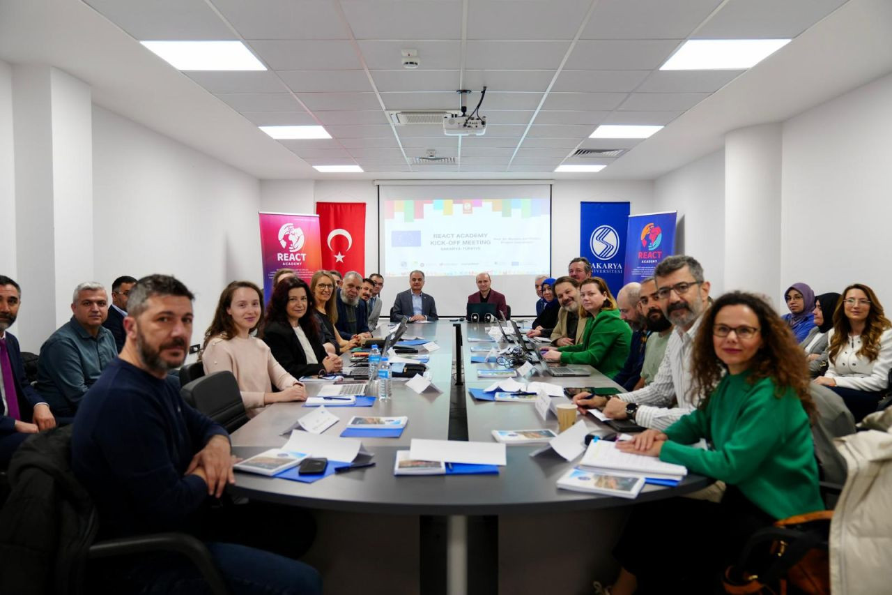 SAU Koordinatörlüğünde Afet Sonrası Eğitim Güçlendirilecek - Sayfa 3