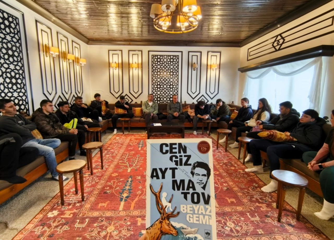 SUBÜ Öğrencileri Dersleri İçin Taraklı’daydılar - Sayfa 1