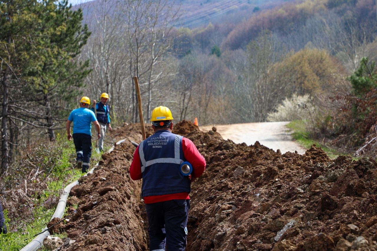 SASKİ Geyve’de Heyelan Hasarlı Hattı Baştan Yeniledi - Sayfa 1