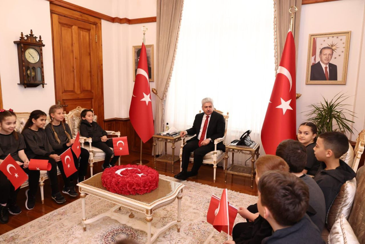 Miniklerden Anlamlı Ziyaret: Valilik Makamında 23 Nisan Heyecanı - Sayfa 2