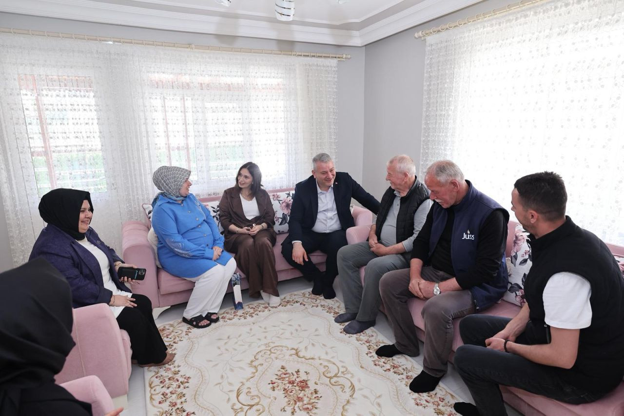 Serdivan’da Sosyal Belediyecilik Güçleniyor - Sayfa 4