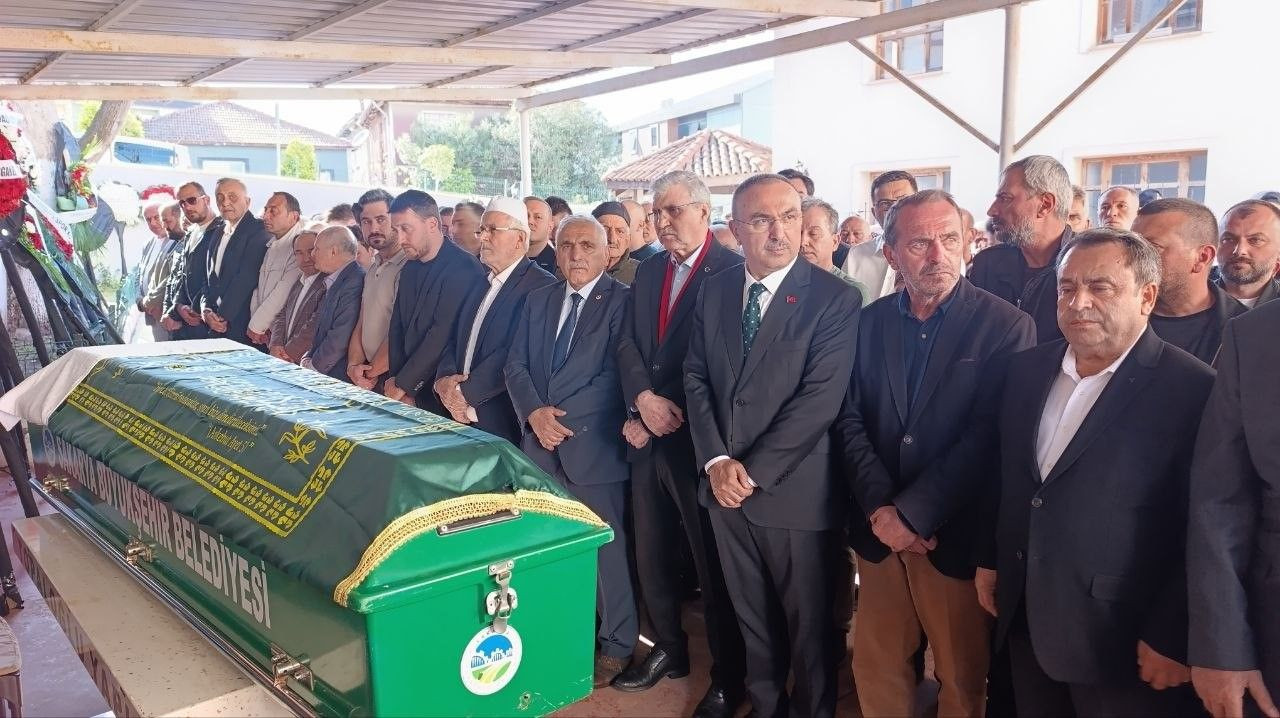 Vali Recep Soytürk’ün Ağabeyi Sakarya’da Defnedildi - Sayfa 1