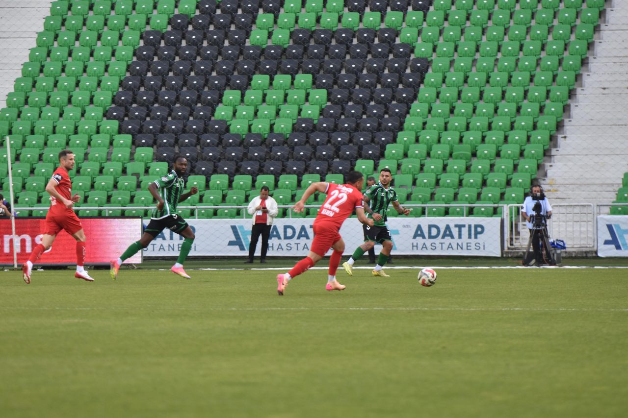 Sakaryaspor’a Sahasında Ağır Yenilgi - Sayfa 1