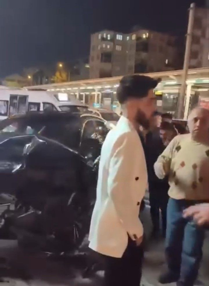 Zincirleme Kaza: 3 Araç Hurdaya Döndü, Şans Eseri Yaralanan Yok - Sayfa 3