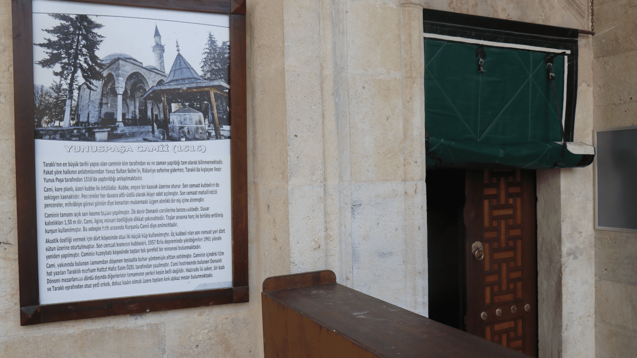 508 Yıllık Yunus Paşa Camii Zamana Meydan Okuyor - Sayfa 4