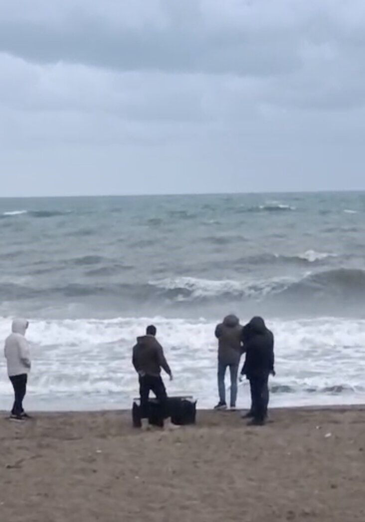 Karasu Sahilinde 21,5 Kilogram Uyuşturucu Ele Geçirildi - Sayfa 1