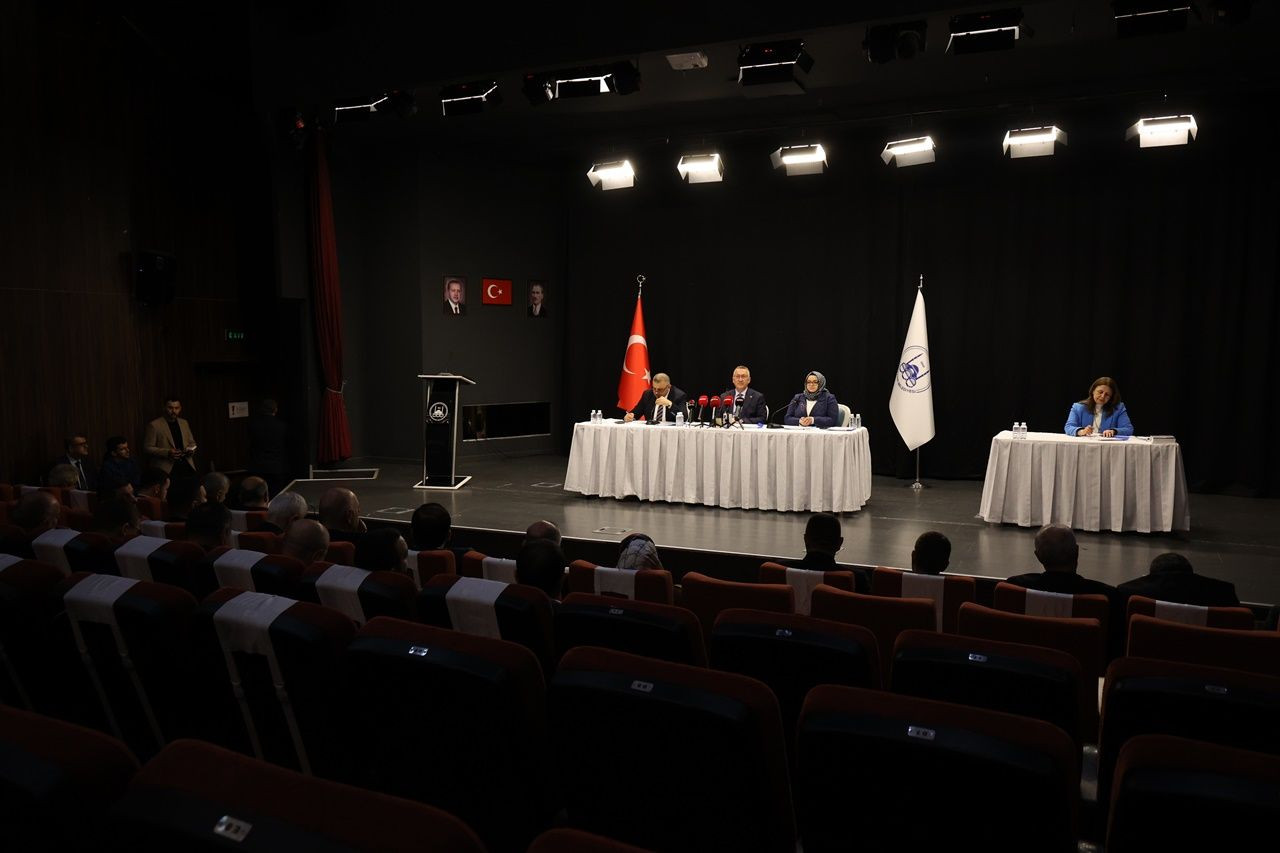 Mutlu Işıksu: Gayretle Çalışmaya Devam - Sayfa 4