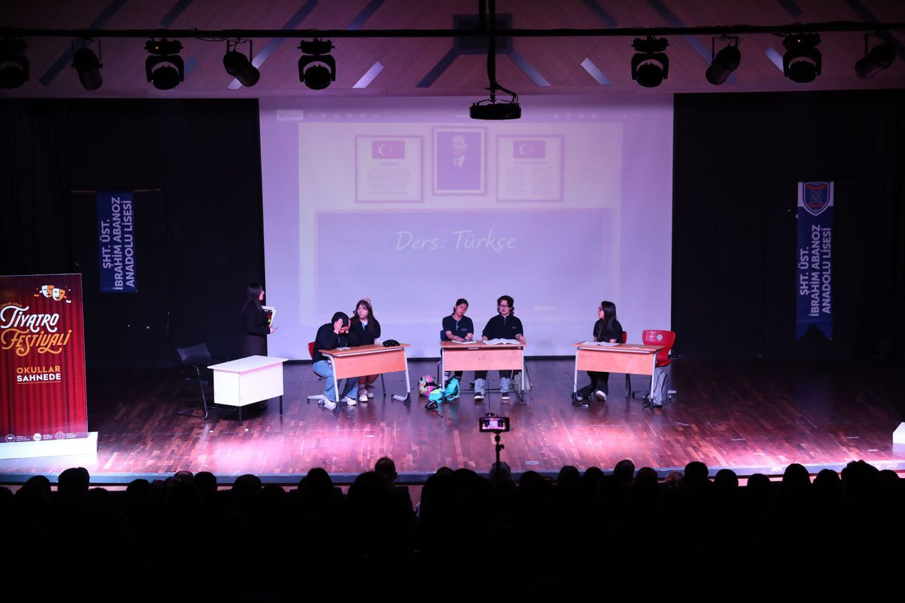 9 Liseler Arası Tiyatro Festivali’nde perde kapandı - Sayfa 1