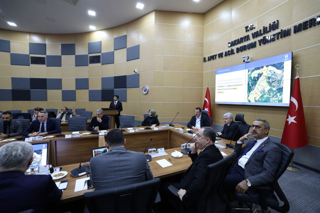 SUBÜ’nün Kampüs Yeri İçin İmzalar Atıldı - Sayfa 1