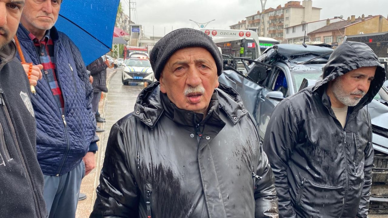İki Tır Arasında Sıkışan Otomobil Hurdaya Döndü: Sürücü Sağ Kurtuldu - Sayfa 4