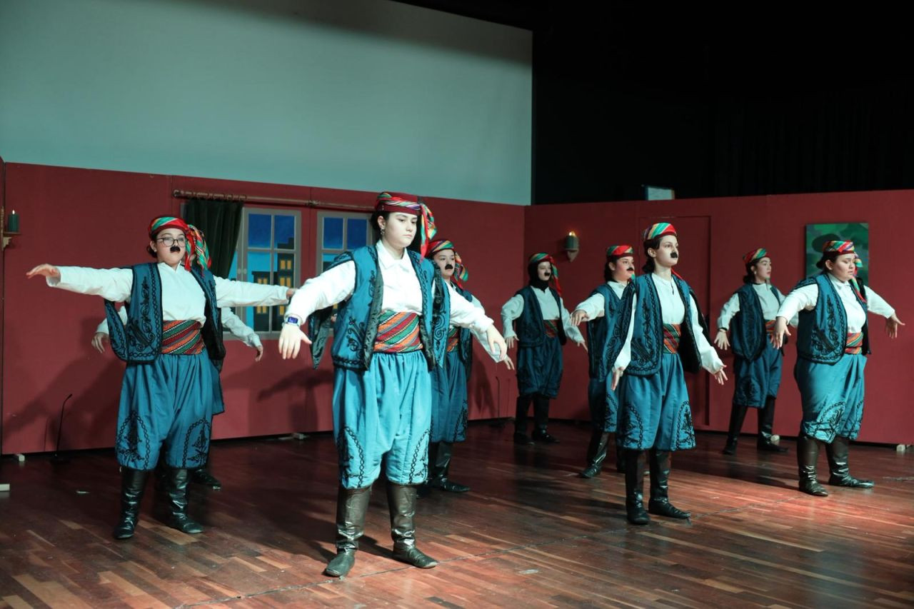 Tiyatro Festivali Final Yapıyor: Ödüller Yarın Sahiplerini Bulacak - Sayfa 4