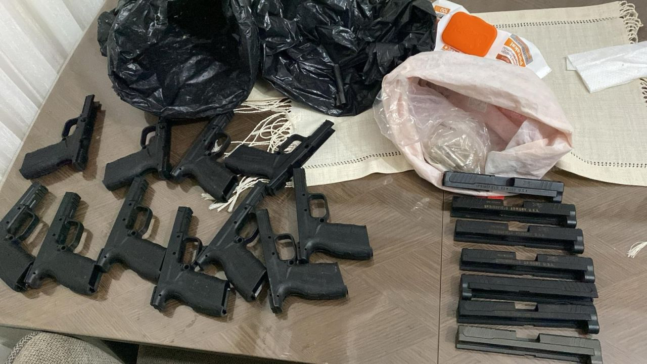 Sakarya’da Silah Kaçakçılığı Operasyonu: 2 Şüpheli Tutuklandı - Sayfa 1