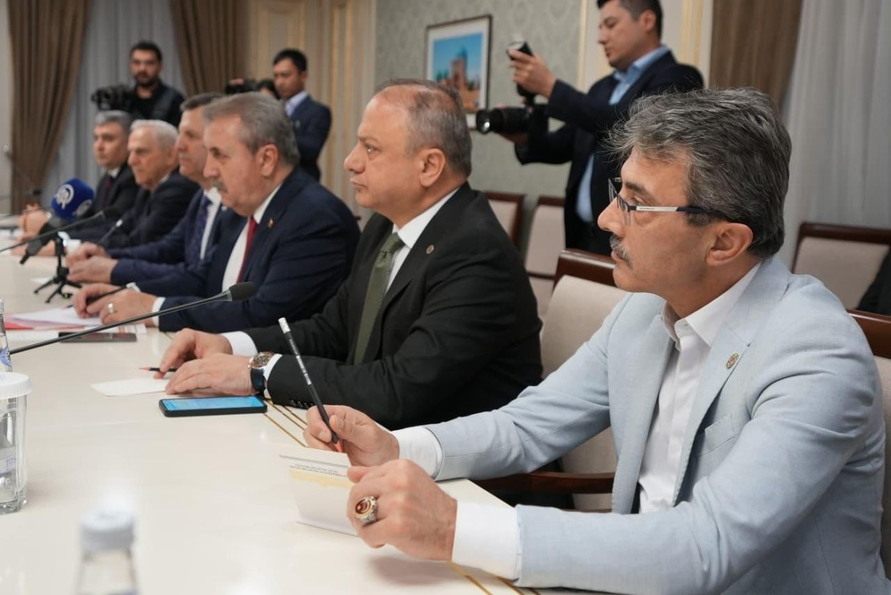 Özbekistan'da Tarihi ve Kültürel Buluşmalar - Sayfa 4