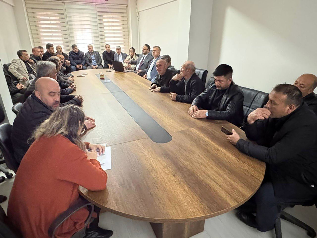 Büyükşehir’den Muhtarlarla Yerinde Sosyal Hizmet Buluşması - Sayfa 2