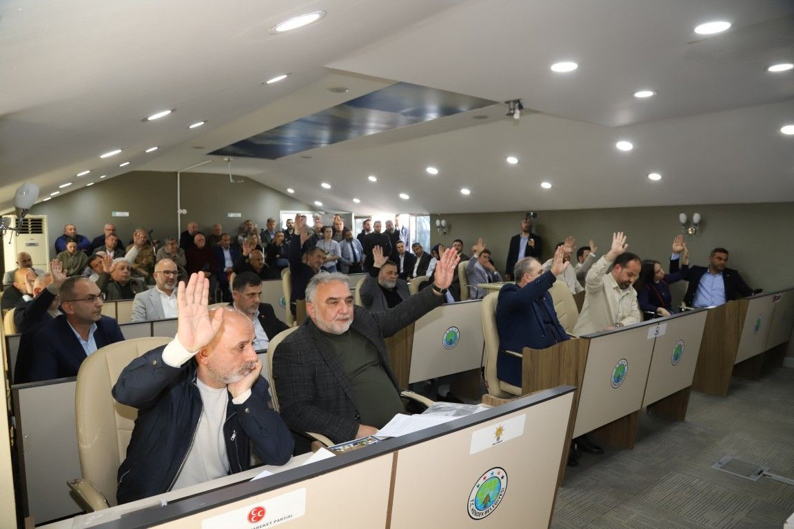Hendek Meclisi 12 Gündem Madddesini Karara Bağladı - Sayfa 1