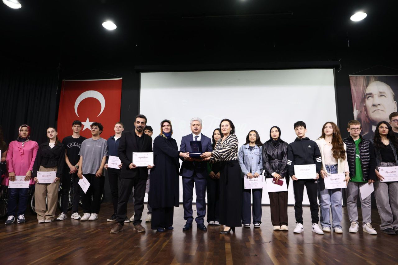 Liseler Arası Tiyatro Festivalinde Büyük Final - Sayfa 4